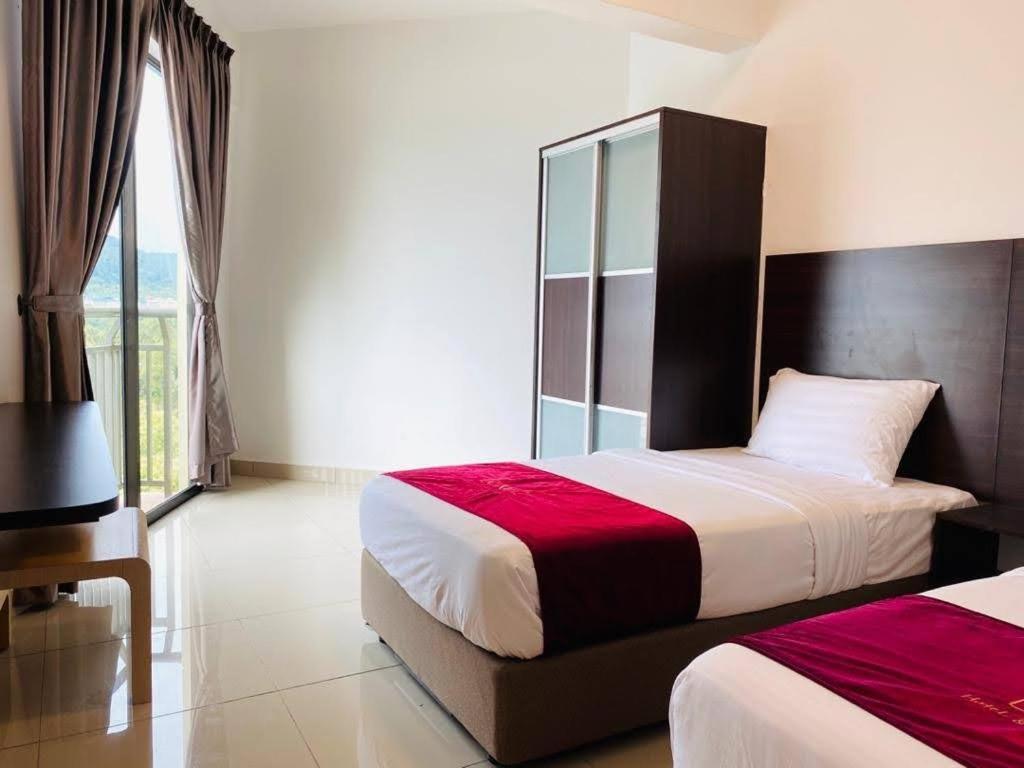 לומוט Marina Heights Hotel Residences מראה חיצוני תמונה