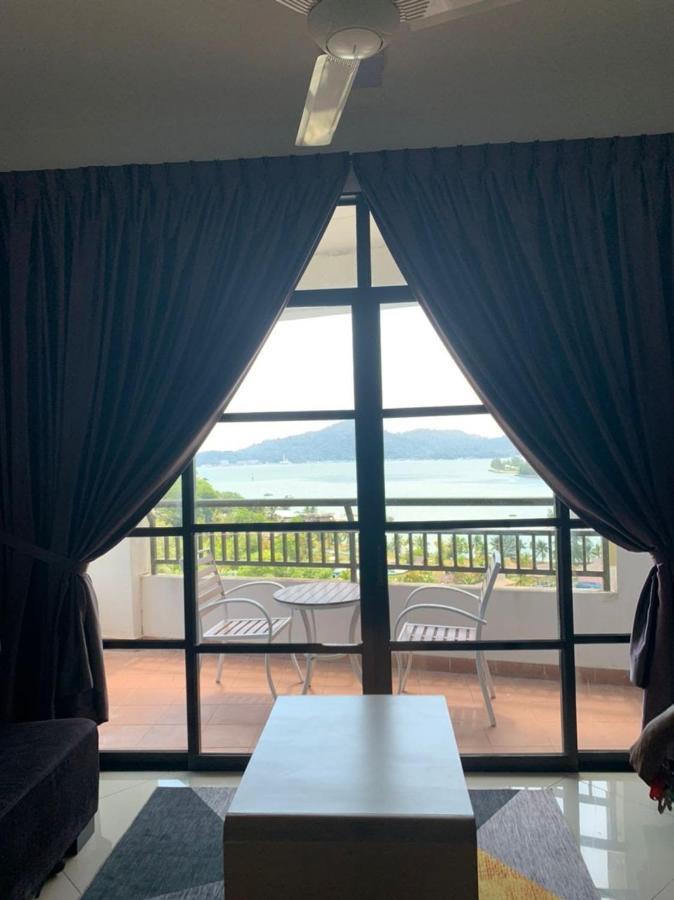 לומוט Marina Heights Hotel Residences מראה חיצוני תמונה